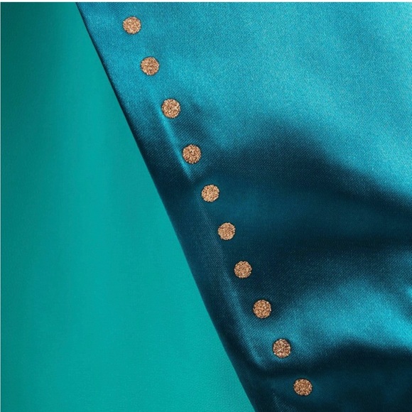 Disney store Frozen 2 Queen Anna costume dress cape NWT - Picture 7 of 10